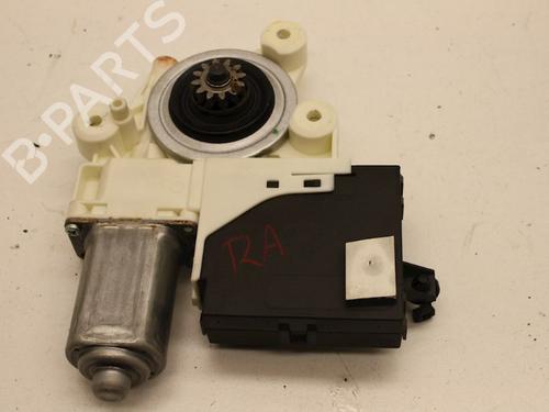 Used Electronic module Electronic module VOLVO S40 II (544) 2.0 D (136 hp) 18611657 18611657