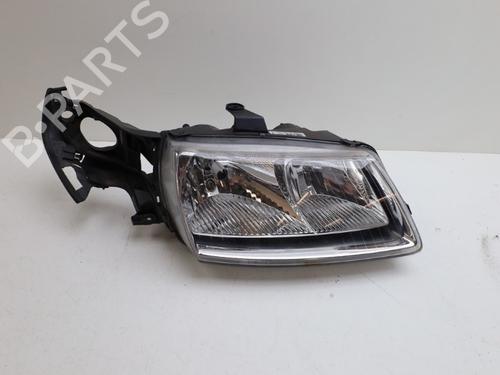 Used Right headlight SAAB 9-5 Estate (YS3E) 2.3 Turbo (250 hp) 28063659