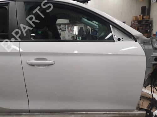 Used Right front door OPEL CORSA F (P2JO) CORSA-e (68) (136 hp) 18637650