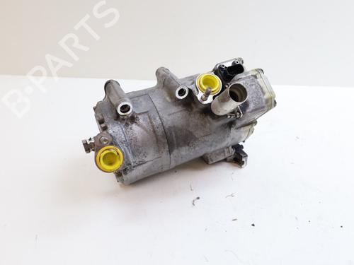 Used Steering pump VOLVO V60 I (155) D6 Hybrid AWD (280 hp) 25851341