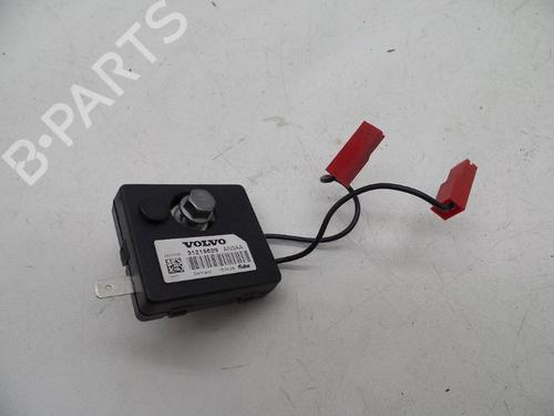 Used Electronic module Electronic module VOLVO S80 II (124) D5 (185 hp) 18613418 18613418