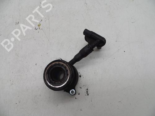 Used Clutch slave cylinder VOLVO V40 Hatchback (525) D2 (114 hp) 18616178