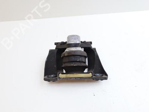 Used Engine mount Engine mount VOLVO V60 II (225) D3 (150 hp) 18640148 18640148