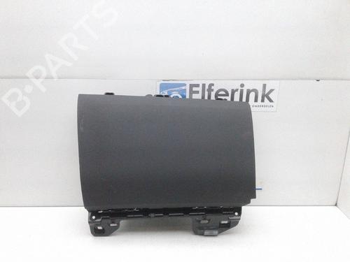 Guantera Guantera VOLVO XC90 II (256) T8 Hybrid AWD (407 hp) 22133915 22133915