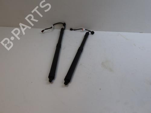 Used Tailgate lift support VOLVO XC60 II (246) T5 AWD (254 hp) 21393364