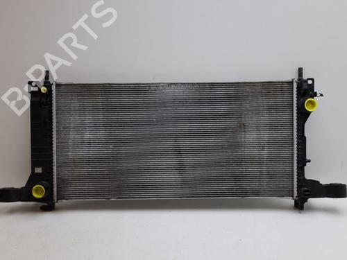 Used Water radiator Water radiator LYNK & CO 01 PHEV (261 hp) 35792699 35792699