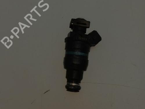 Used Injector Injector SAAB 9000 Hatchback 2.3 -16 Turbo CSE (200 hp) 18608272 18608272