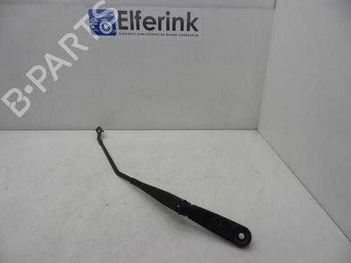 Used Front windshield wiper arm Front windshield wiper arm VOLVO XC60 I SUV (156) D5 AWD (185 hp) 18618672 18618672