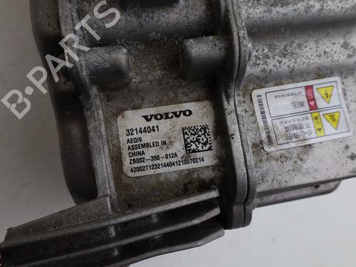 Inverter/Converter VOLVO XC60 II (246) T8 Hybrid Polestar AWD | BP33179030M119 - Image 3