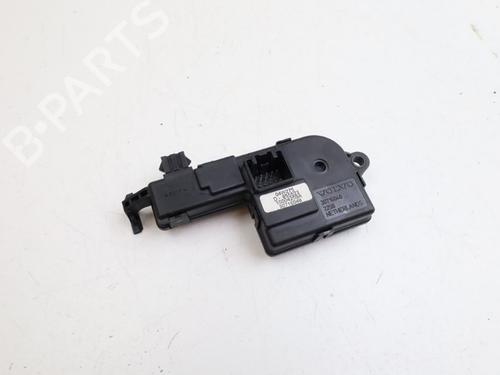 Used Control unit Control unit VOLVO XC70 I Cross Country (295) 2.5 T XC AWD (209 hp) 30587153 30587153