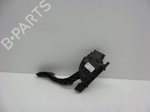 Used Pedal Pedal VOLVO V70 III (135) 2.4 D (175 hp) 18622974 18622974