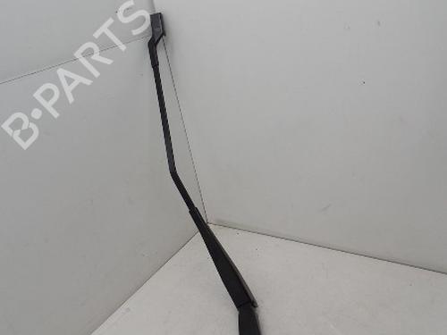 Used Front windshield wiper arm VOLVO XC60 I SUV (156) D5 AWD (215 hp) 18614074