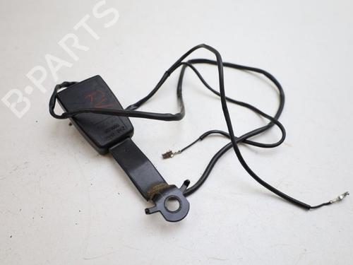 Engate do cinto Engate do cinto SAAB 900 I (AC4, AM4) 2.1 -16 (136 hp) 36038204 36038204