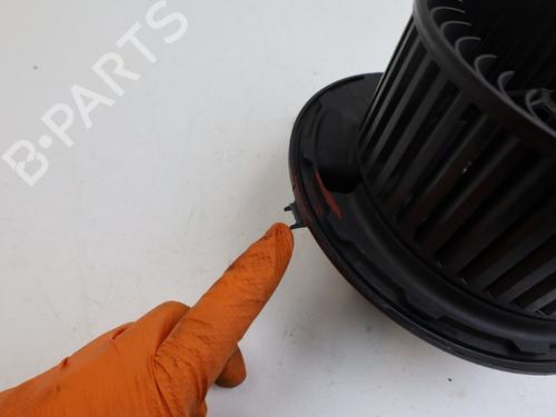 Used Heater blower motor MERCEDES-BENZ B-CLASS Sports Tourer (W245) B 200 TURBO (245.234) (193 hp) 22384657