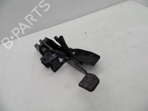 Used Break pedal Break pedal VOLVO XC70 II (136) 2.4 D / D4 AWD (163 hp) 18617180 18617180
