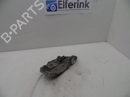 Used Engine mount VOLVO V50 (545) 2.0 D (136 hp) 18615375