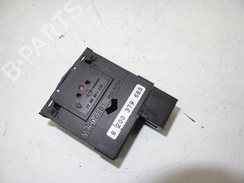 Switch OPEL VIVARO A Van (X83) 2.0 CDTI (F7) | BP18623832I30 
