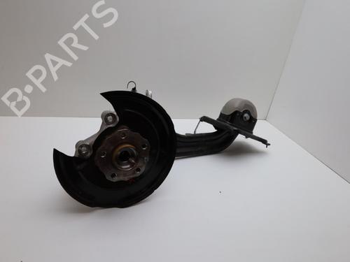 Used Right rear steering knuckle Right rear steering knuckle LYNK & CO 01 PHEV (261 hp) 18638262 18638262