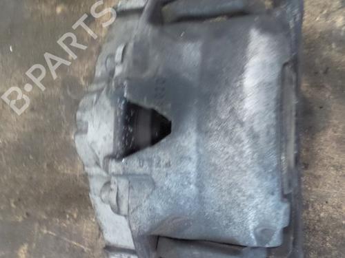 Used Right front brake caliper Right front brake caliper VOLVO XC70 II (136) 2.4 D / D4 AWD (163 hp) 18617227 18617227