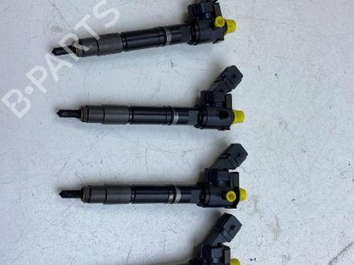 Inyector VOLVO V70 III (135) D4 (181 hp) 33044928