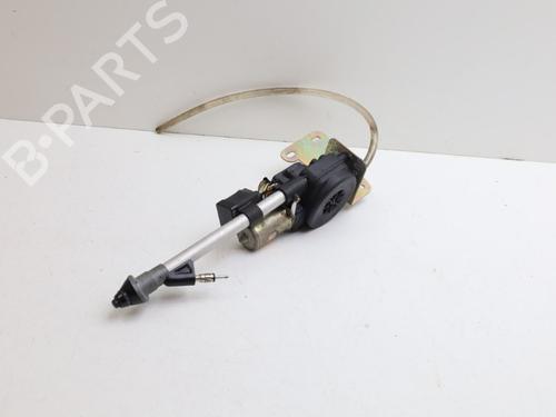 Antenne/Halterung für SAAB 9-3 Cabriolet (YS3D) 2.0 i (131 hp) 29743669