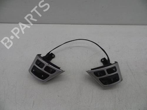 Used Steering wheel controls Steering wheel controls SAAB 9-5 (YS3E) 2.0 t (150 hp) 18615686 18615686