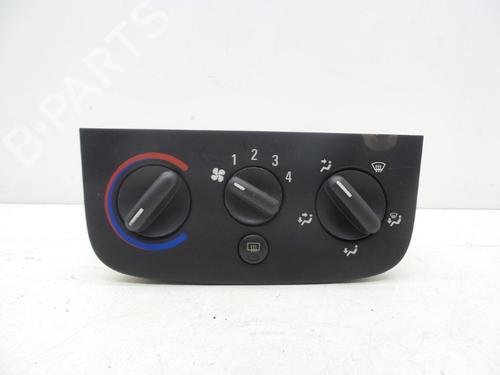 Used Climate control Climate control 18619317 18619317