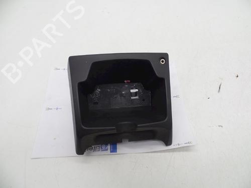Used Middle console Middle console VOLVO V50 (545) 2.0 D (136 hp) 18615393 18615393