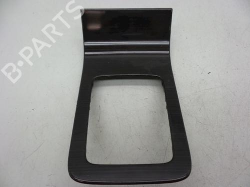 Used Middle console Middle console 18623000 18623000