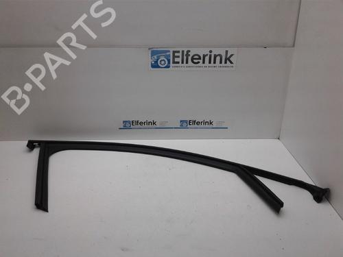 Used Rubber door seal OPEL CORSA F (P2JO) 1.2 (68) (101 hp) 19143938