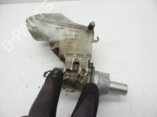 Used Brake master cylinder OPEL CORSA D (S07) 1.3 CDTI (L08, L68) (75 hp) 18624111