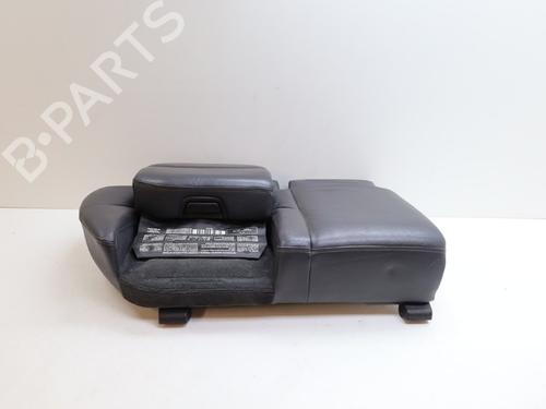 Banco traseiro Banco traseiro VOLVO V70 II (285) D5 (185 hp) 29159921 29159921