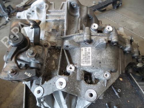 Used Gearbox Gearbox VOLVO V60 I (155) D4 (190 hp) 18635319 18635319