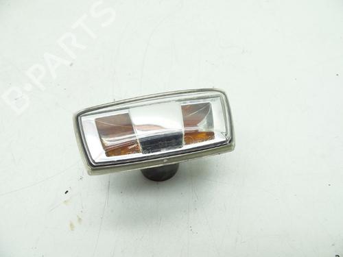 Used Left side indicator Left side indicator 18617963 18617963