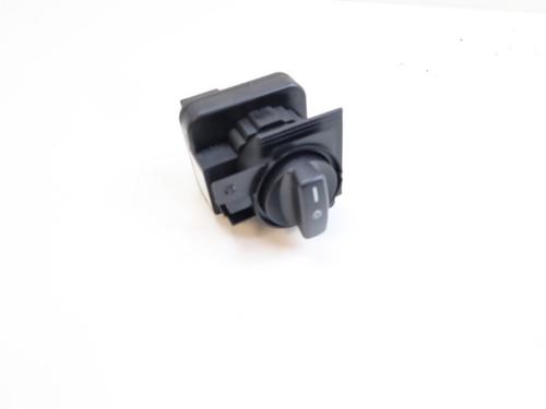Used Headlight switch Headlight switch MERCEDES-BENZ A-CLASS (W169) A 160 (169.031, 169.331) (95 hp) 20308938 20308938