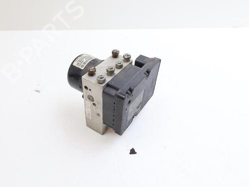 Used ABS pump VOLVO XC90 I (275) 2.5 T AWD (209 hp) 30335475