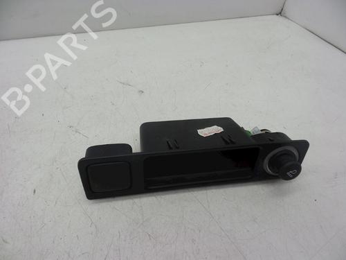 Used Middle console Middle console 18619738 18619738