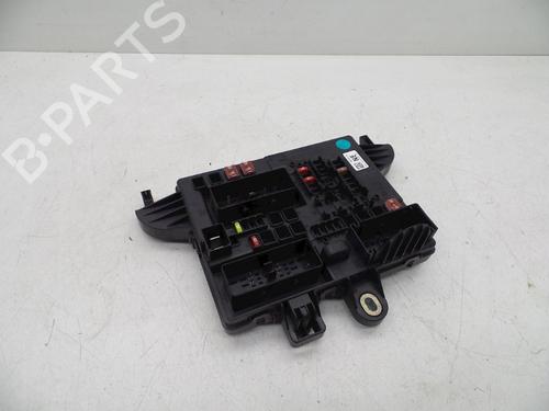 Used Fuse box Fuse box SAAB 9-5 (YS3G) 2.0 t BioPower (220 hp) 18610373 18610373