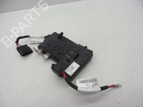 Used Fuse box Fuse box VOLVO S60 II (134) DRIVe / D2 (114 hp) 18624651 18624651