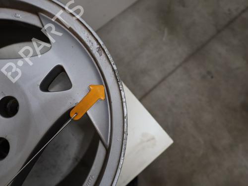 Used Rim Rim 37030832 37030832