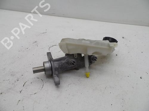 Used Brake master cylinder Brake master cylinder VOLVO V40 Hatchback (525) D2 (114 hp) 18617303 18617303