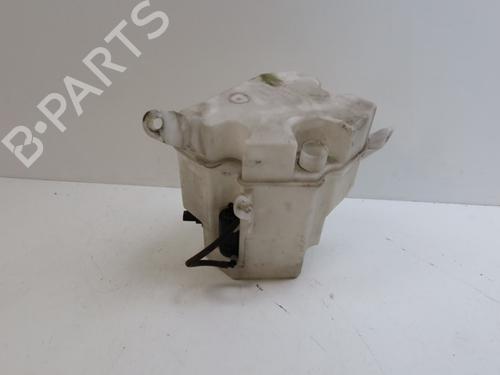 Used Windscreen washer tank VOLVO V70 III (135) D5 (205 hp) 21056007