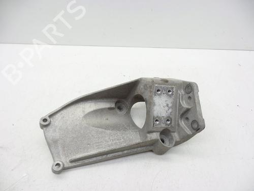 Used Engine mount VOLVO XC60 I SUV (156) D3 (150 hp) 18625329