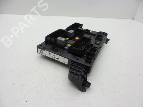 Used Fuse box OPEL ASTRA J (P10) 1.6 (68) (115 hp) 18624403