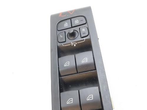 Switch VOLVO XC40 (536) Recharge AWD | BP36233001I30 - Image 4