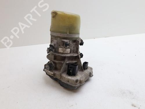 Used Steering pump VOLVO XC60 I SUV (156) D3 (150 hp) 32177949