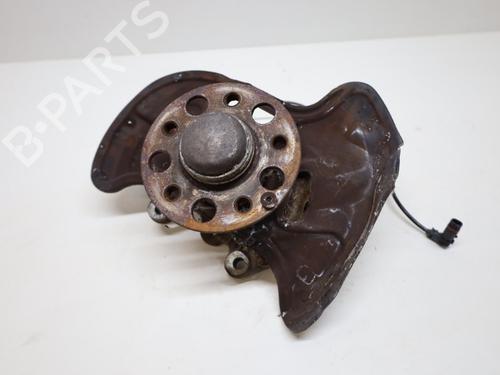 Used Right front steering knuckle Right front steering knuckle MERCEDES-BENZ C-CLASS (W204) C 200 Kompressor (204.041) (184 hp) 36698242 36698242