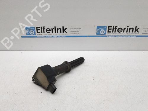 Used Ignition coil OPEL KARL (C16) 1.0 (75 hp) 18630000