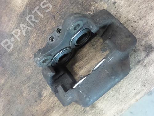 Used Right front brake caliper VOLVO 240 Kombi (P245) 2.0 (103 hp) 18628269