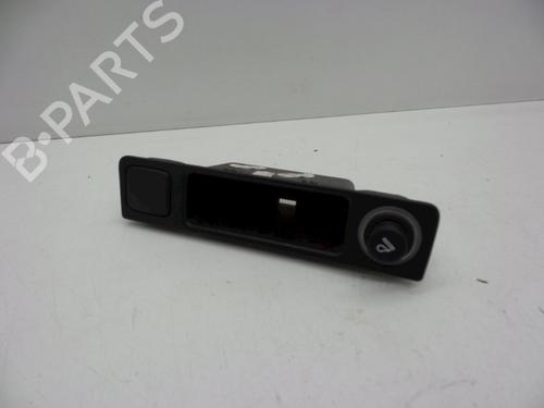 Used Middle console Middle console 18621284 18621284